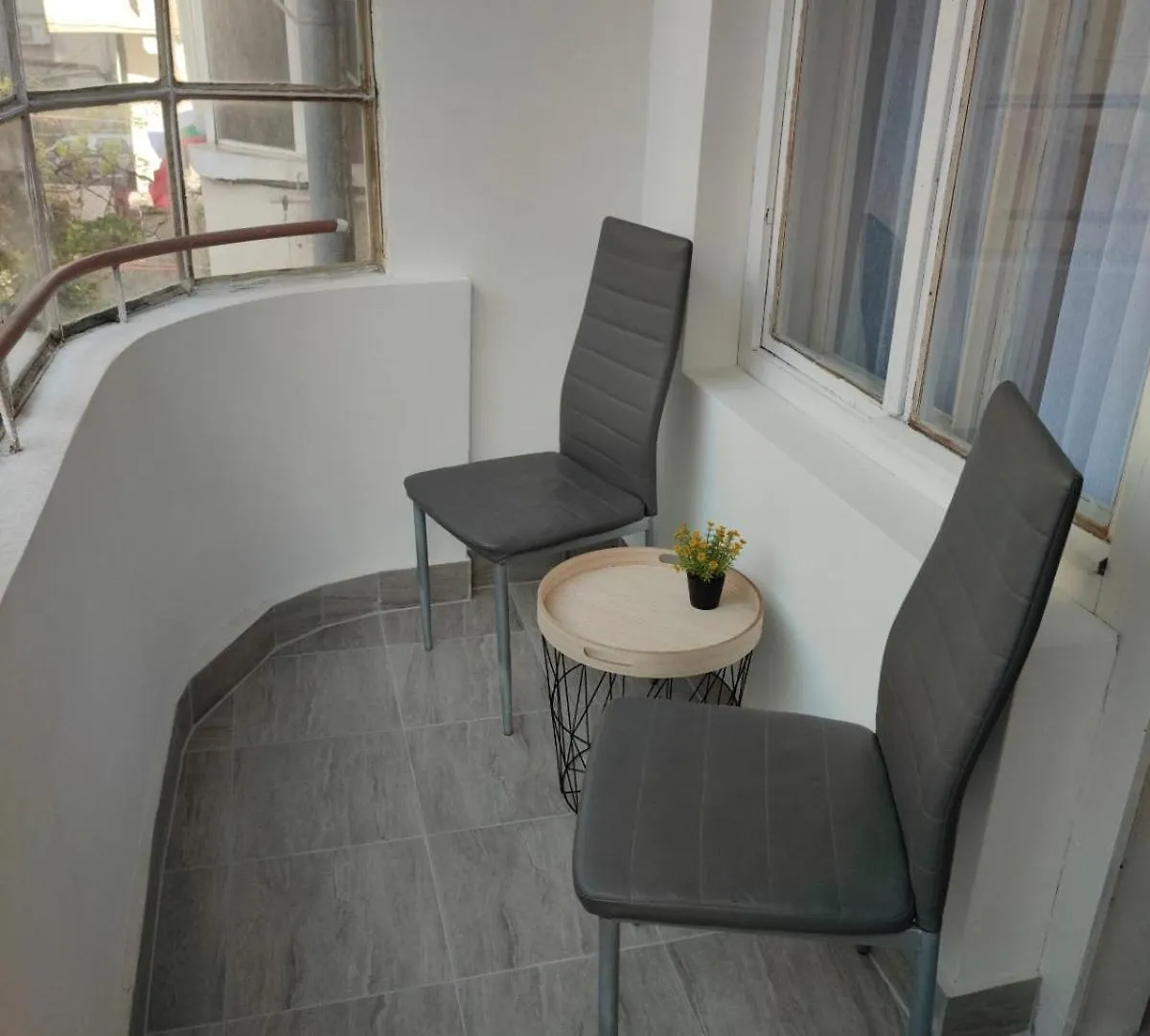 Apartment Апартамент Деси Burgas