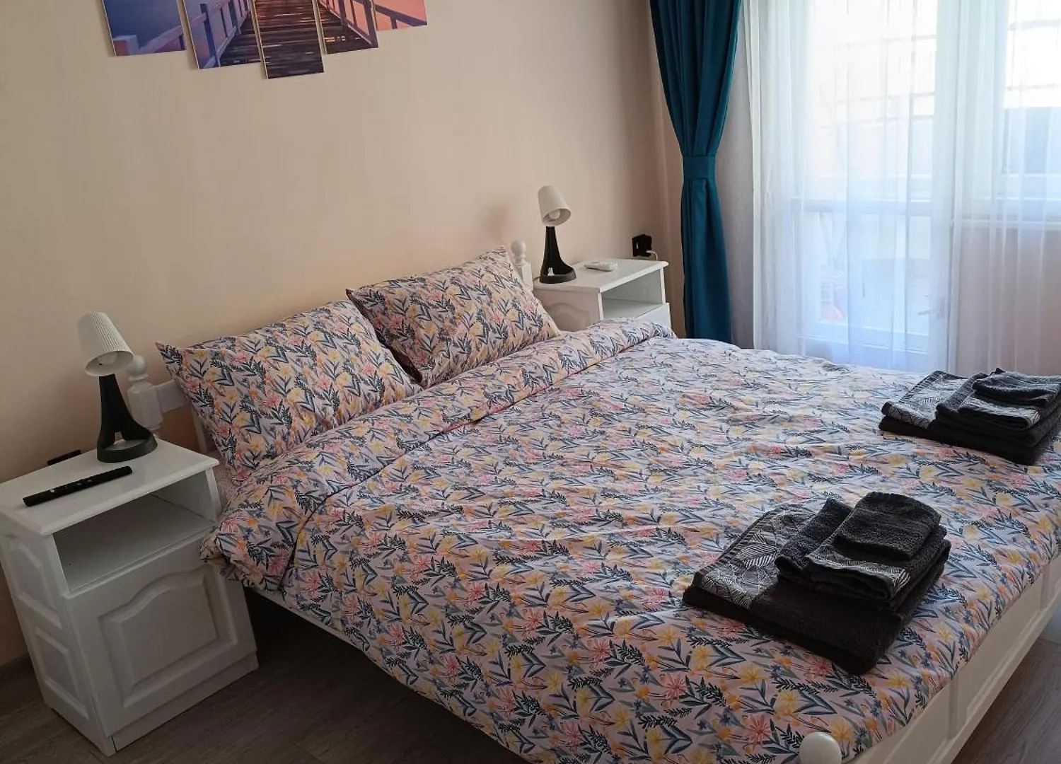 Апартамент Деси Burgas Apartment